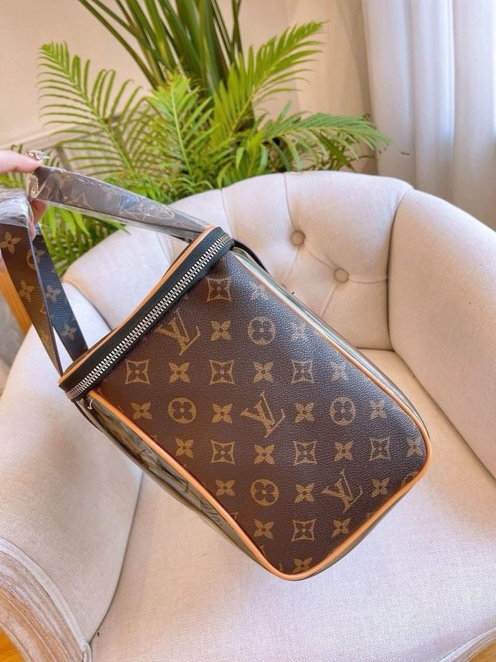 Brown Monogram PVC Tote Bag - Picture 3 of 4